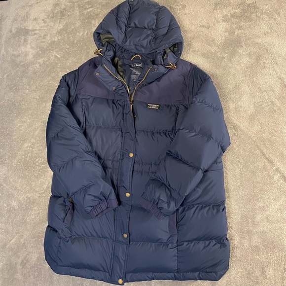 Women’s L.L. Bean Down Puffer Coat Navy Blue Size XL - Picture 1 of 9